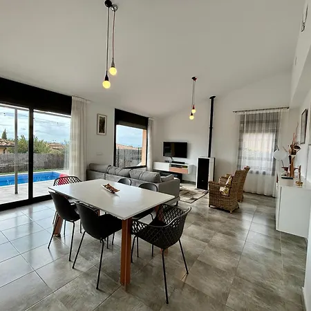 Sonnige Ferienvilla Medes Mar Holiday home *