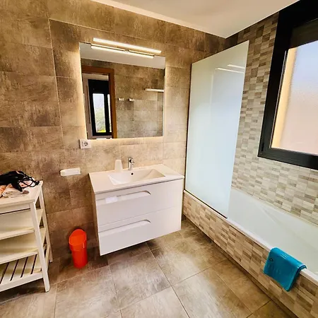 Sonnige Ferienvilla Medes Mar Holiday home *